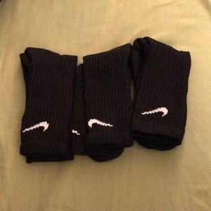 3 pairs of Nike cotton black mid calves